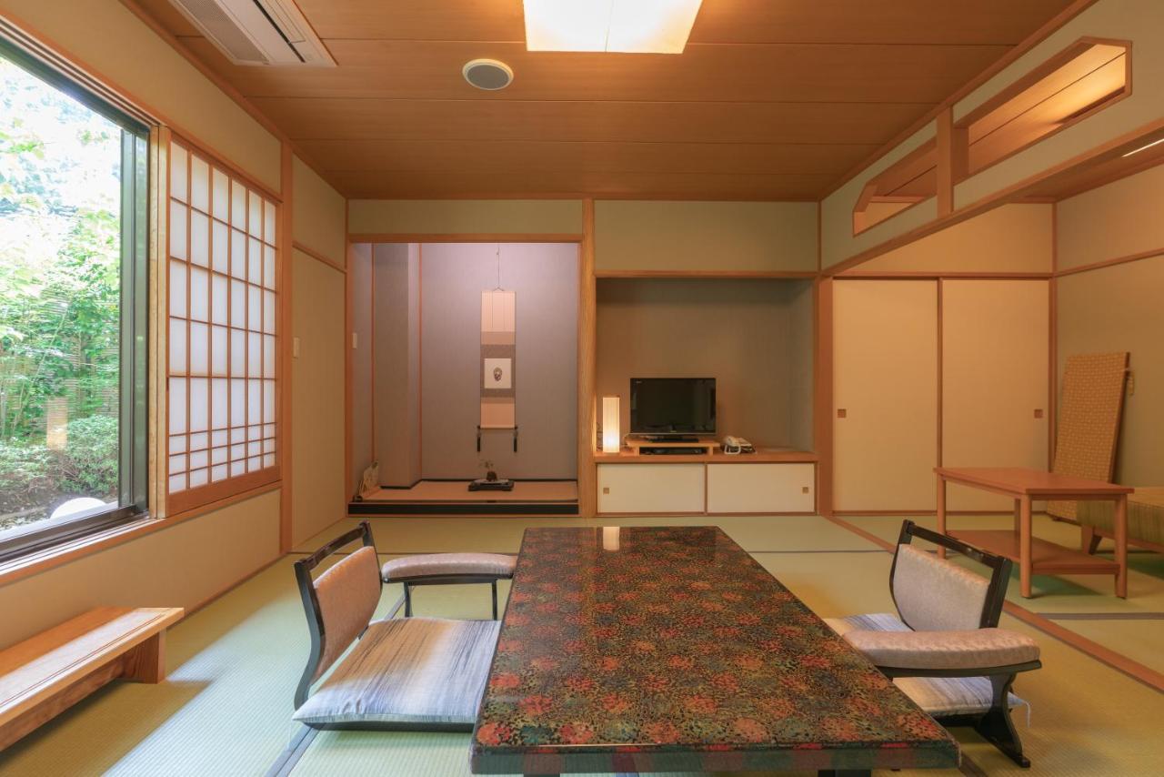 ホテル 奈良偲の里 玉翠 東伊豆町 エクステリア 写真