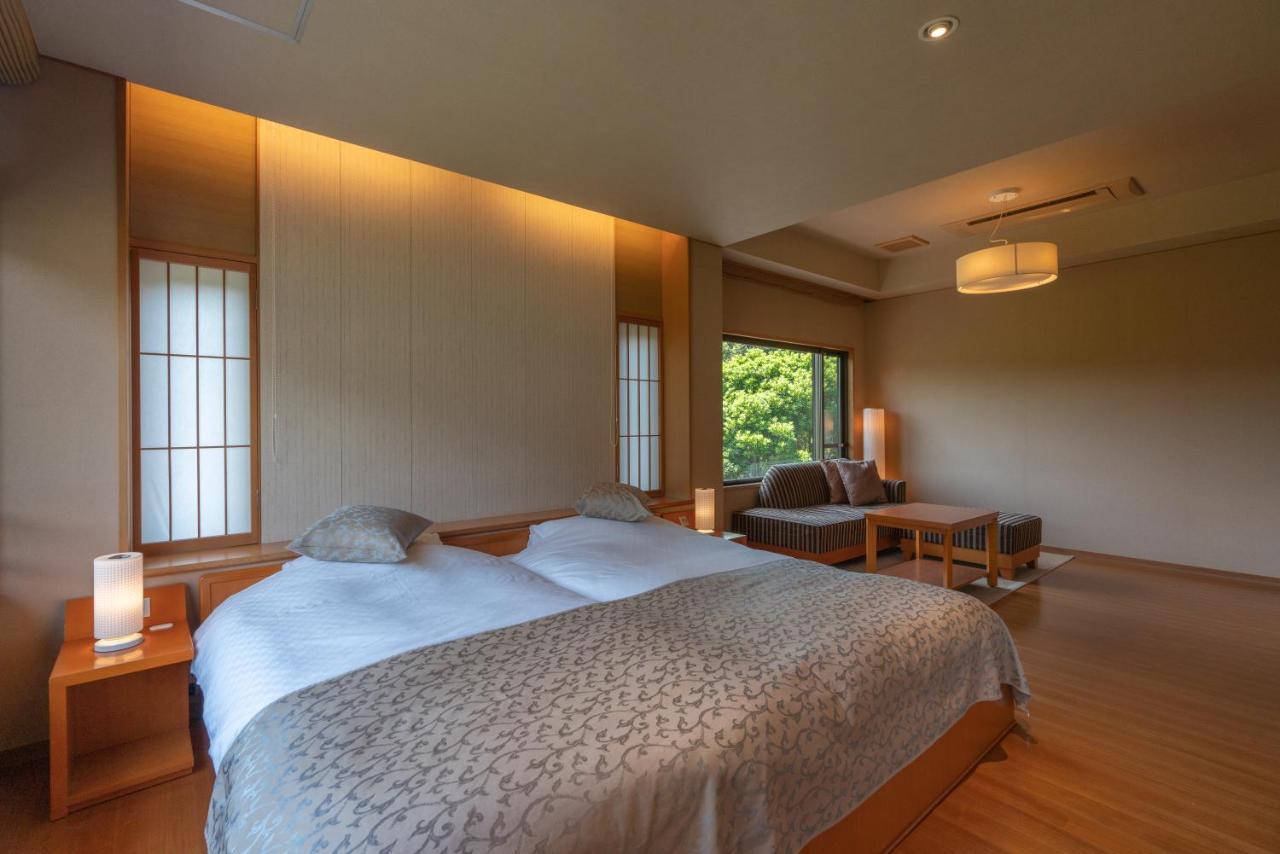 ホテル 奈良偲の里 玉翠 東伊豆町 エクステリア 写真